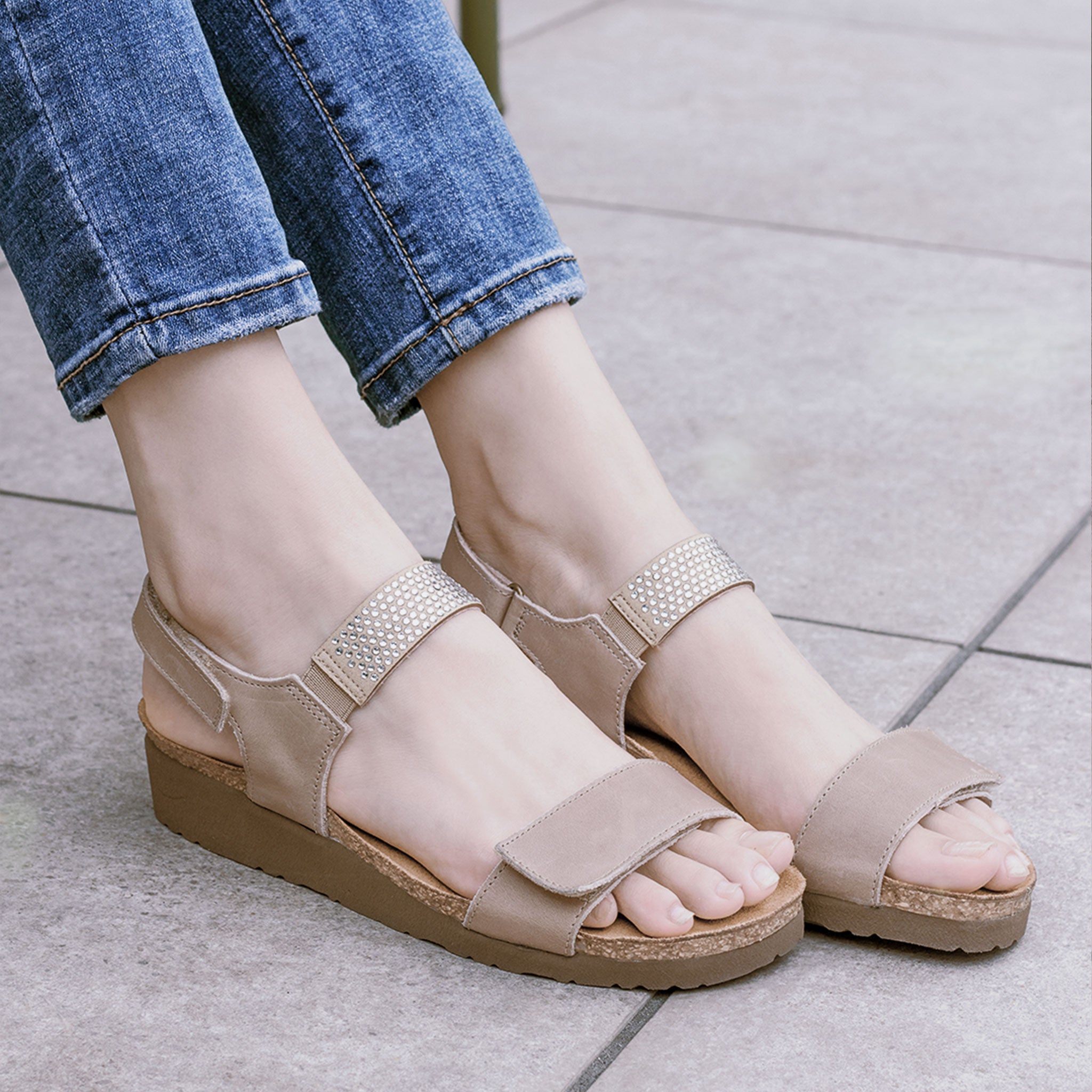 Naot | Lisa Khaki Beige Leather